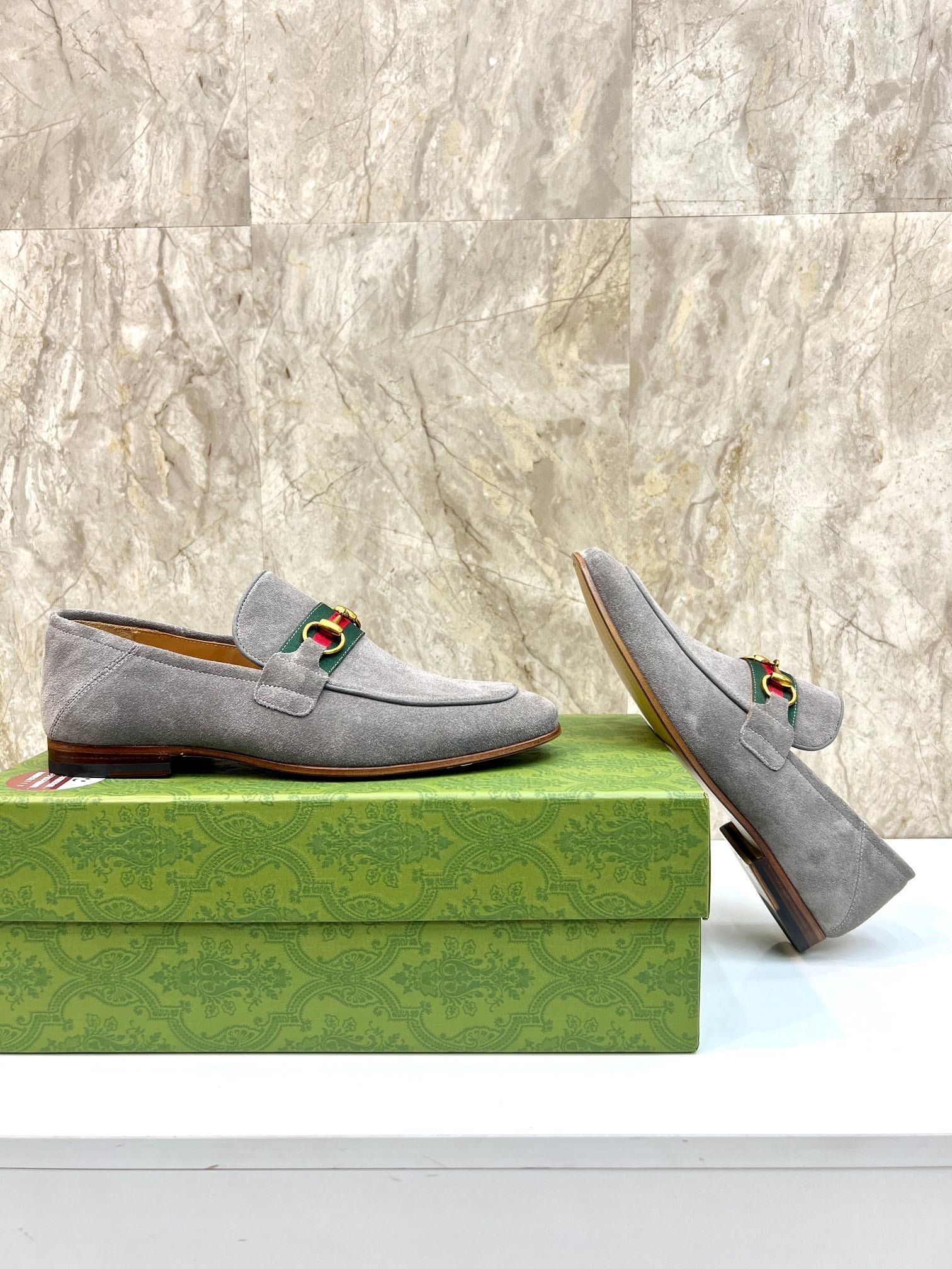 GG Men's Horsebit Loafer Grey Suede 550326