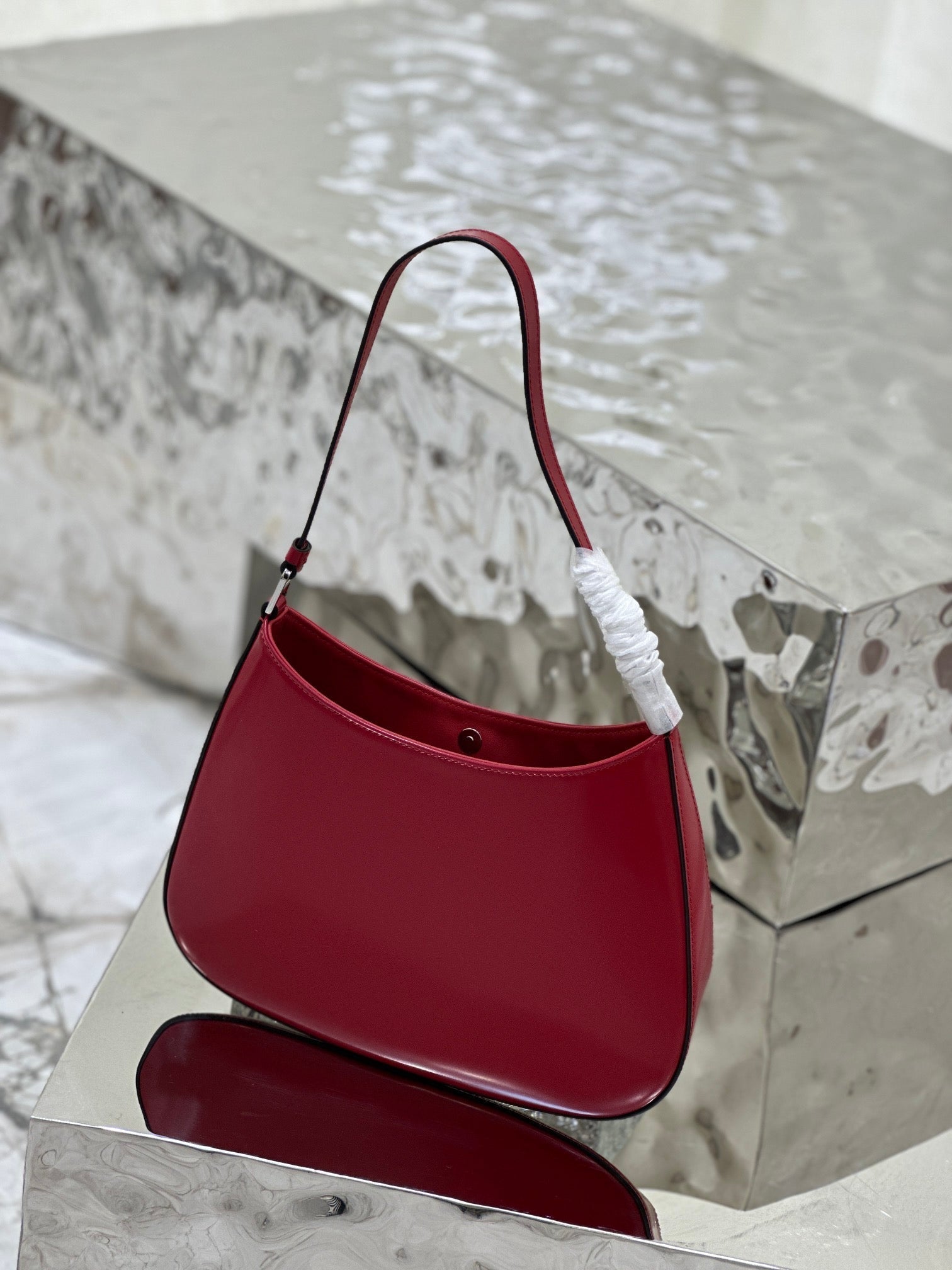 CLEO 27 DARK RED BRUSHED LEATHER SHOULDER BAG