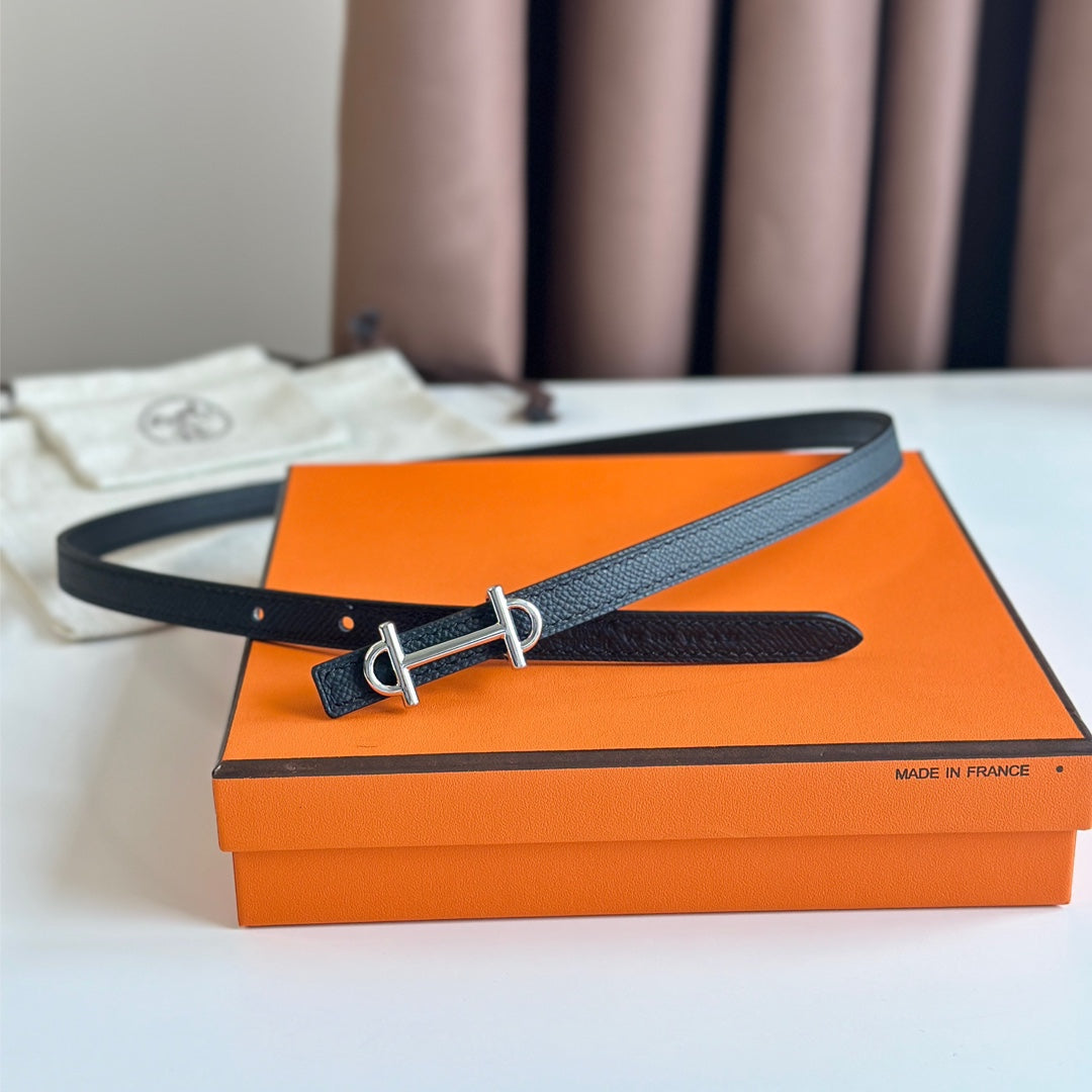 HM GAMMA BUCKLE & REVERSIBLE BLACK LEATHER STRAP 13MM SILVER HARDWARE