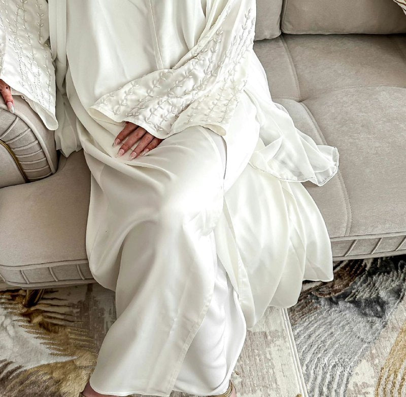 Abaya Perlée Faite à la Main