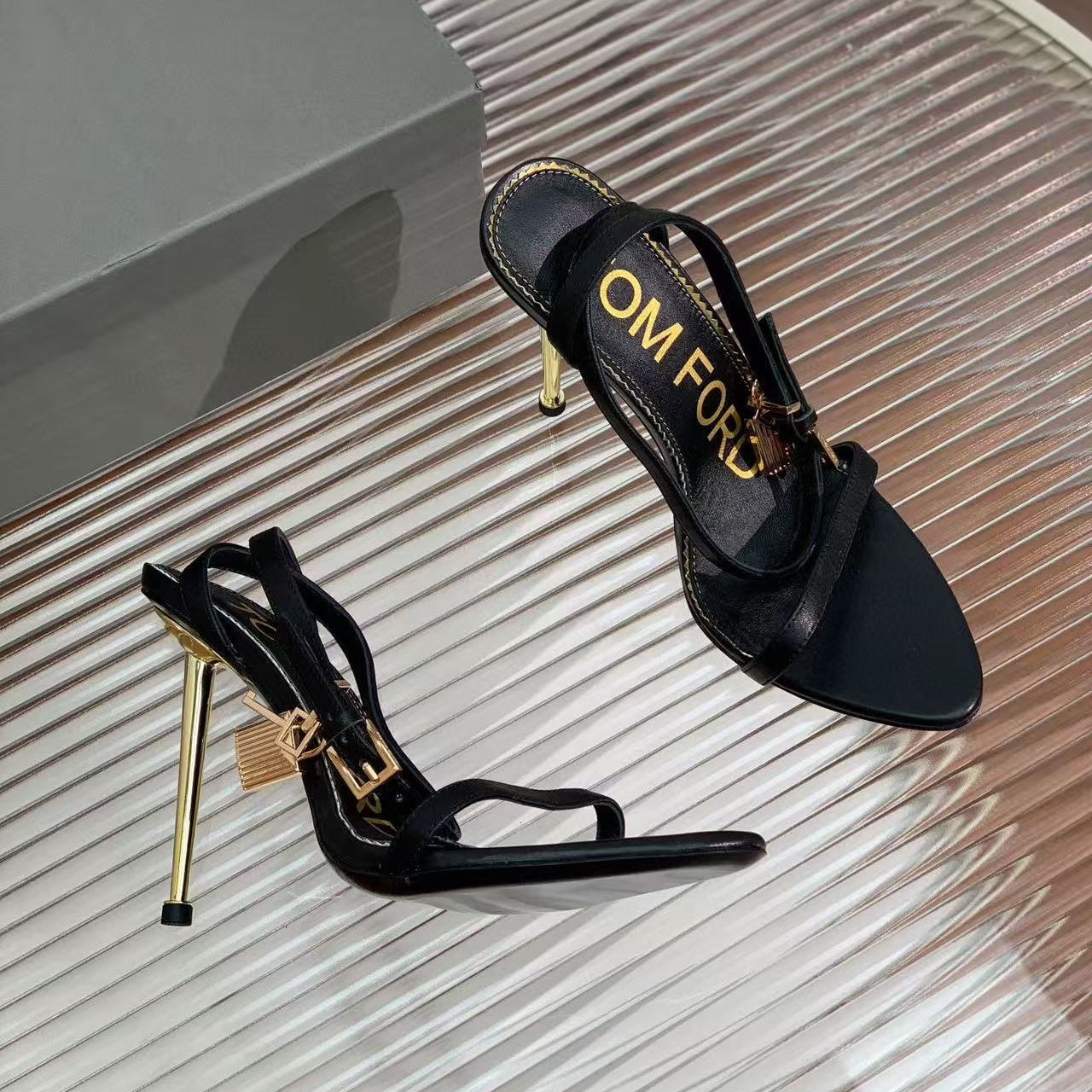 Tom Ford Heeled sandal Black Calfskin 379288