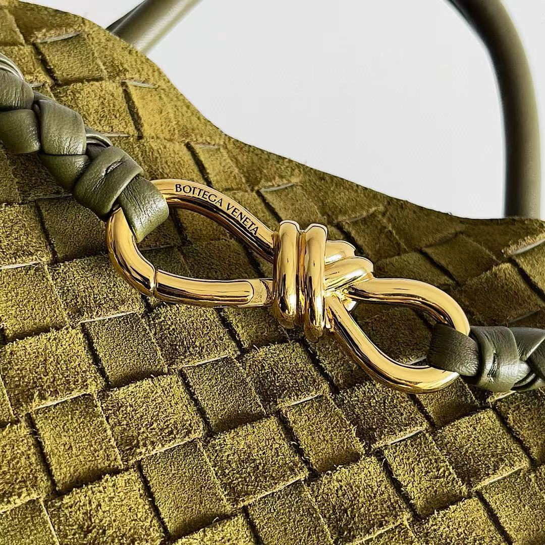 BV Andiamo Bag 32cm Olive Green Suede Leather