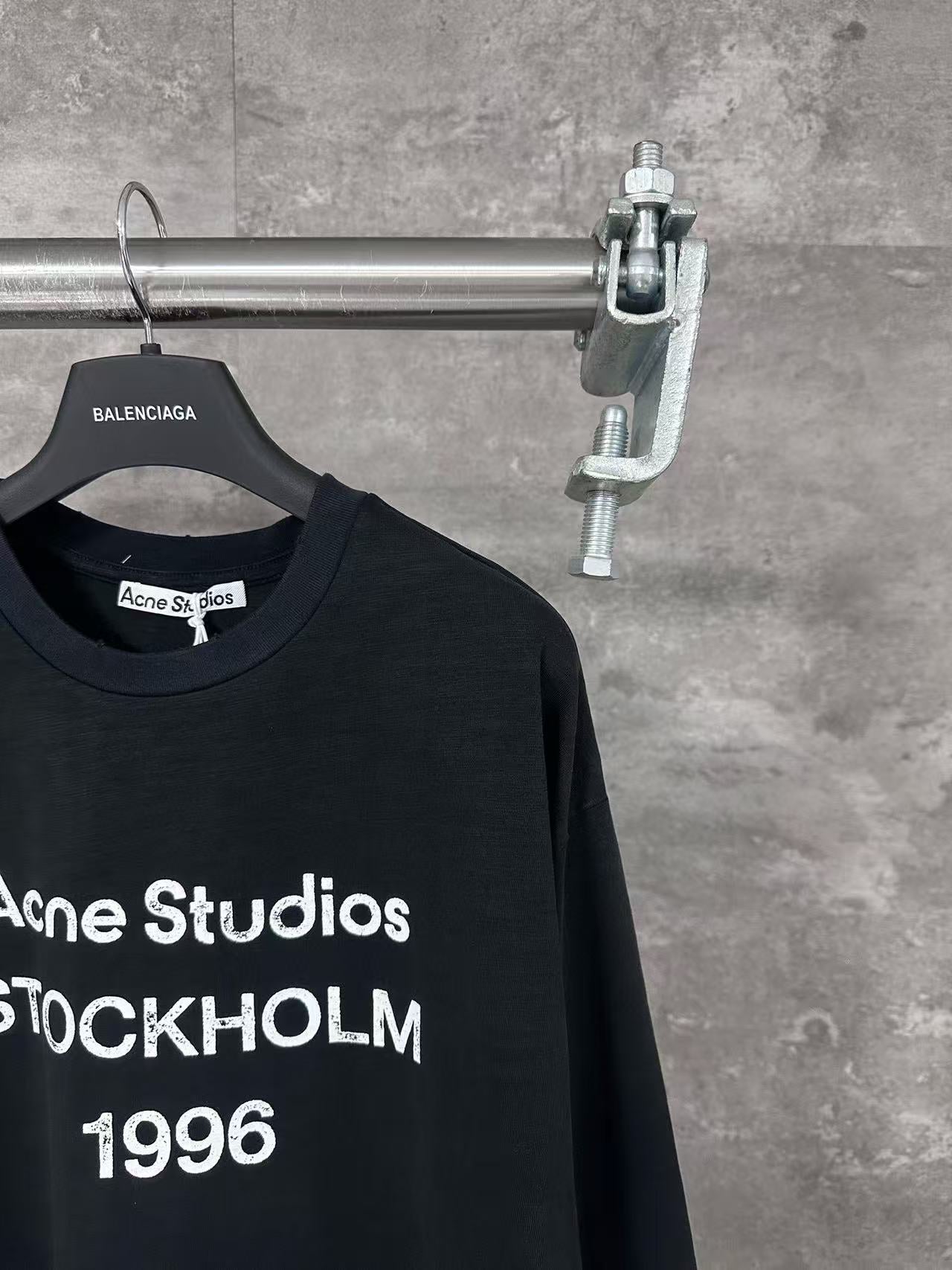 Acne Studios Logo-print Distressed T-shirt Black Cotton