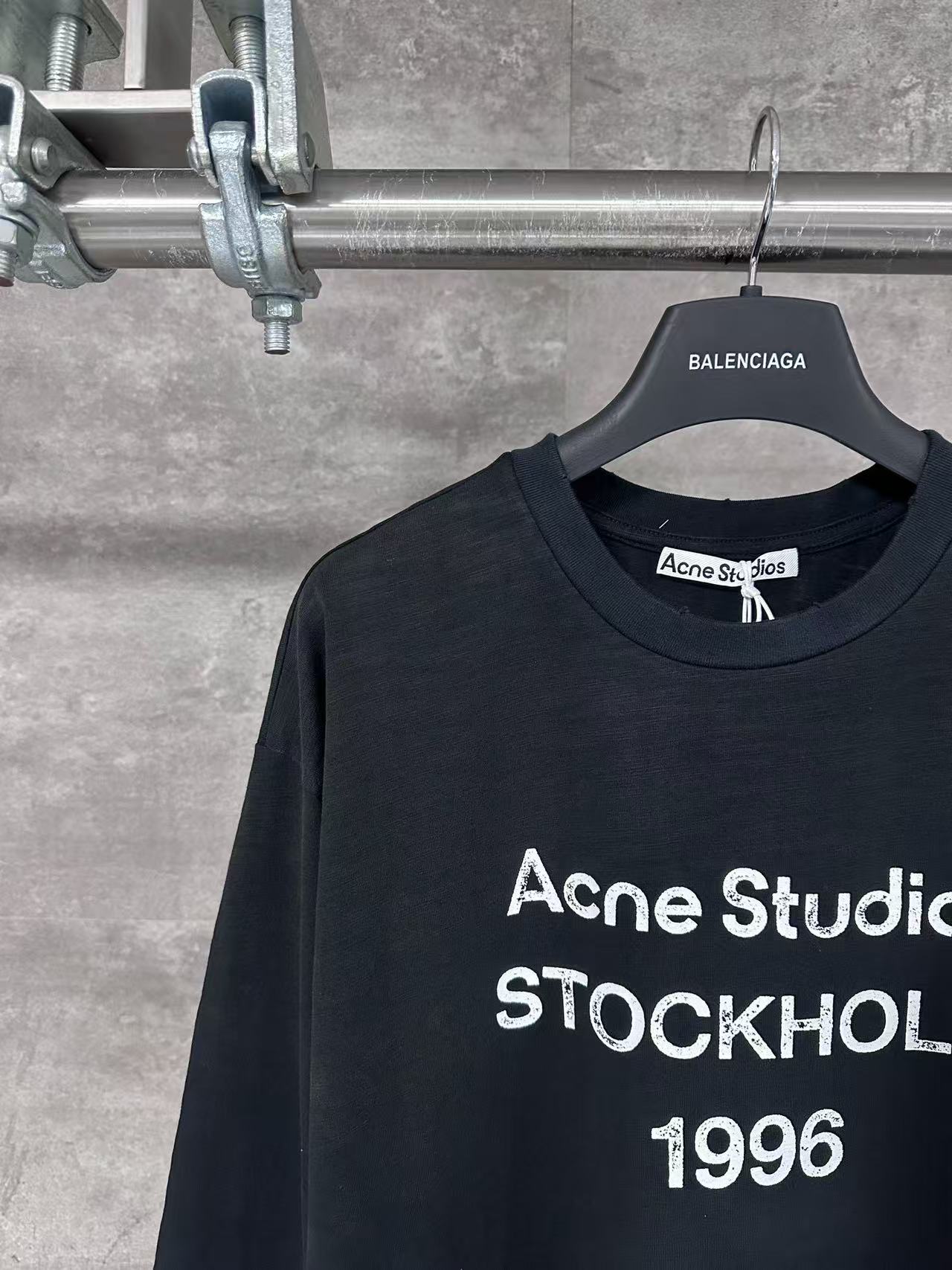 Acne Studios Logo-print Distressed T-shirt Black Cotton