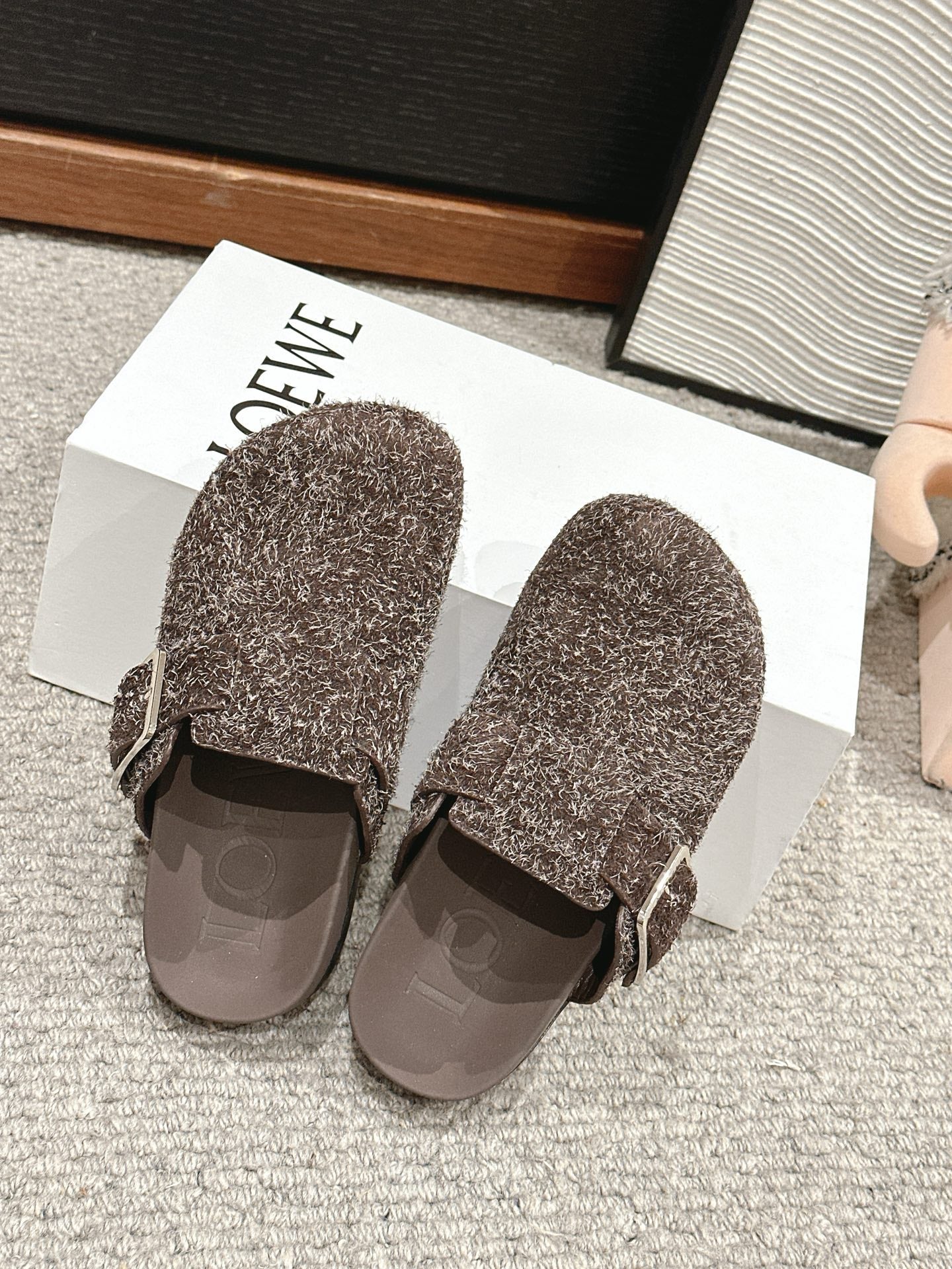 Loewe 25 Ease Buckle Mule Mutilcolor Suede