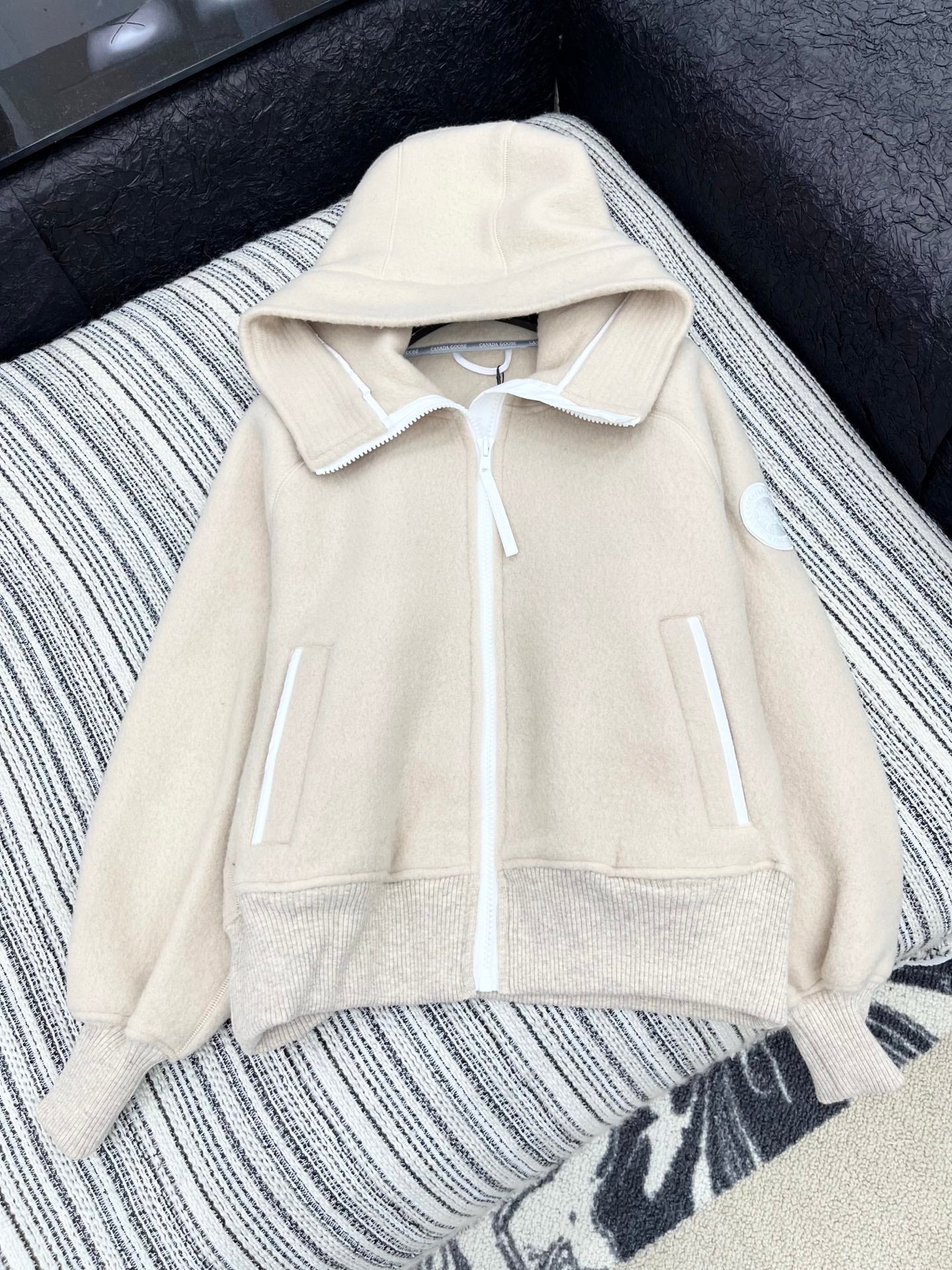 Canada Goose High-Neck Hooded Zipper Coat Wool
