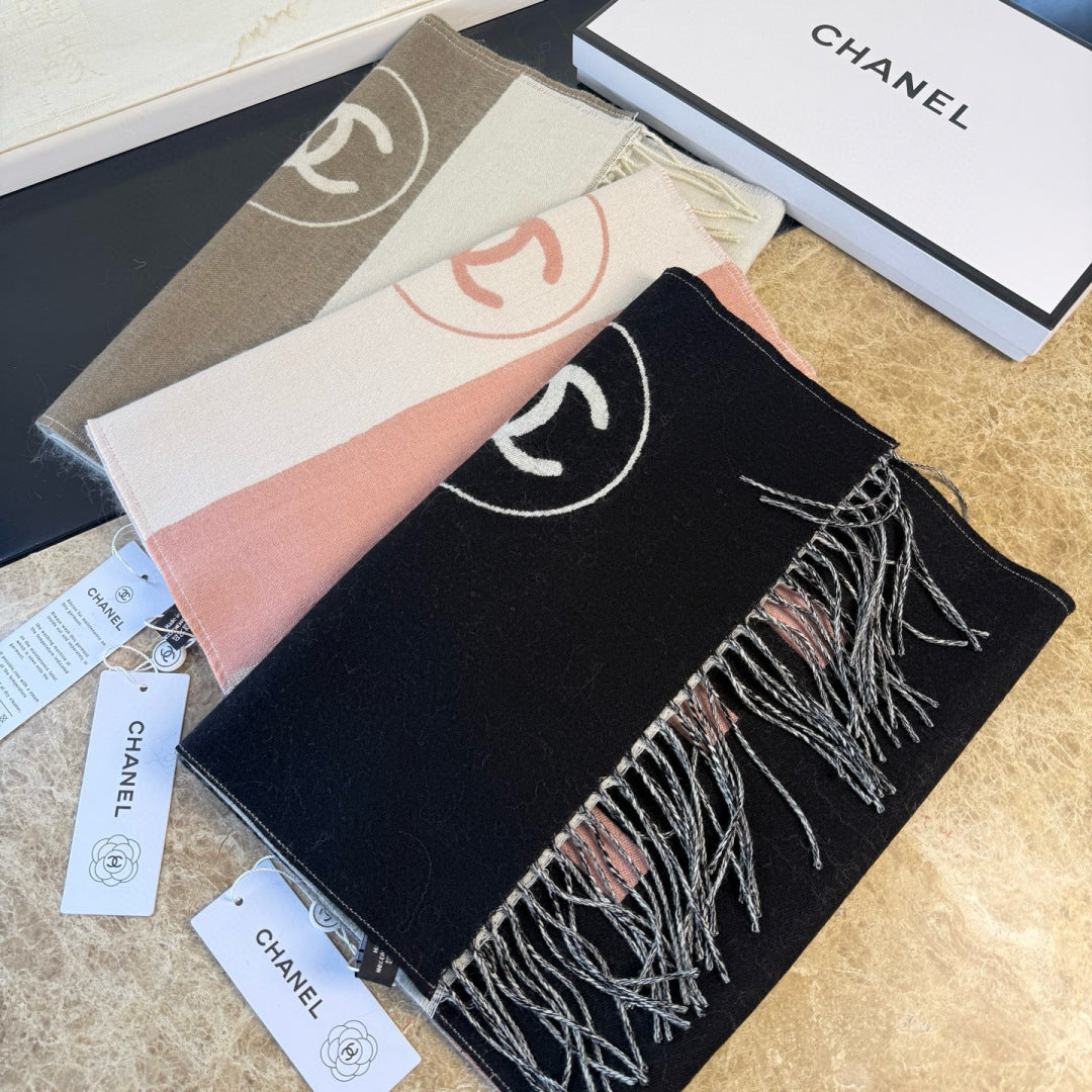 CC 25 Scarf 200cm White Black Lambswool 968389