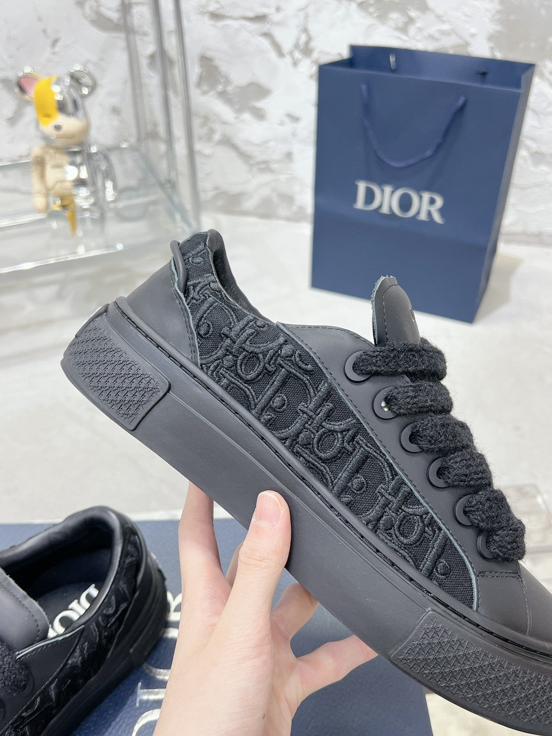 CD B33 Sneaker 30mm In Black Calfskin 100668