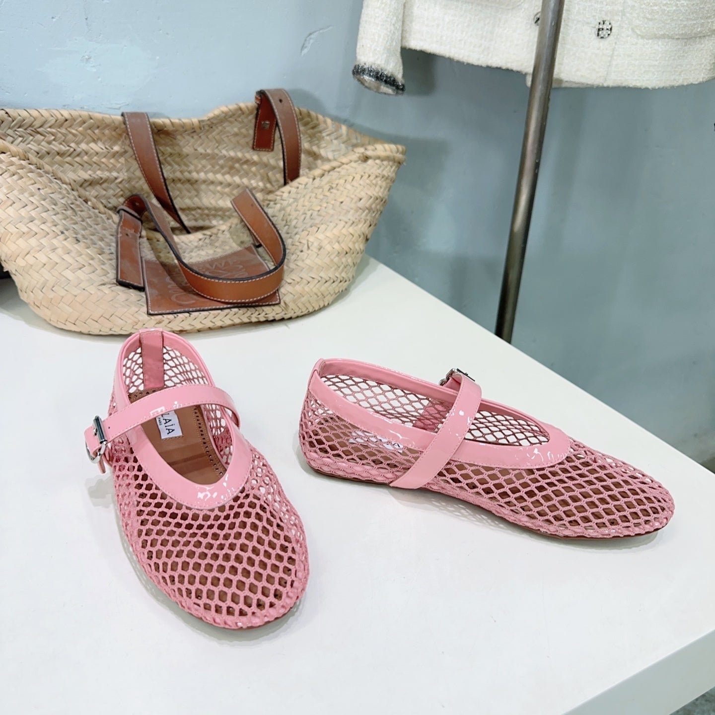 Alaia 25 Laminated Fishnet Ballet Flats Pink Lambskin 241053