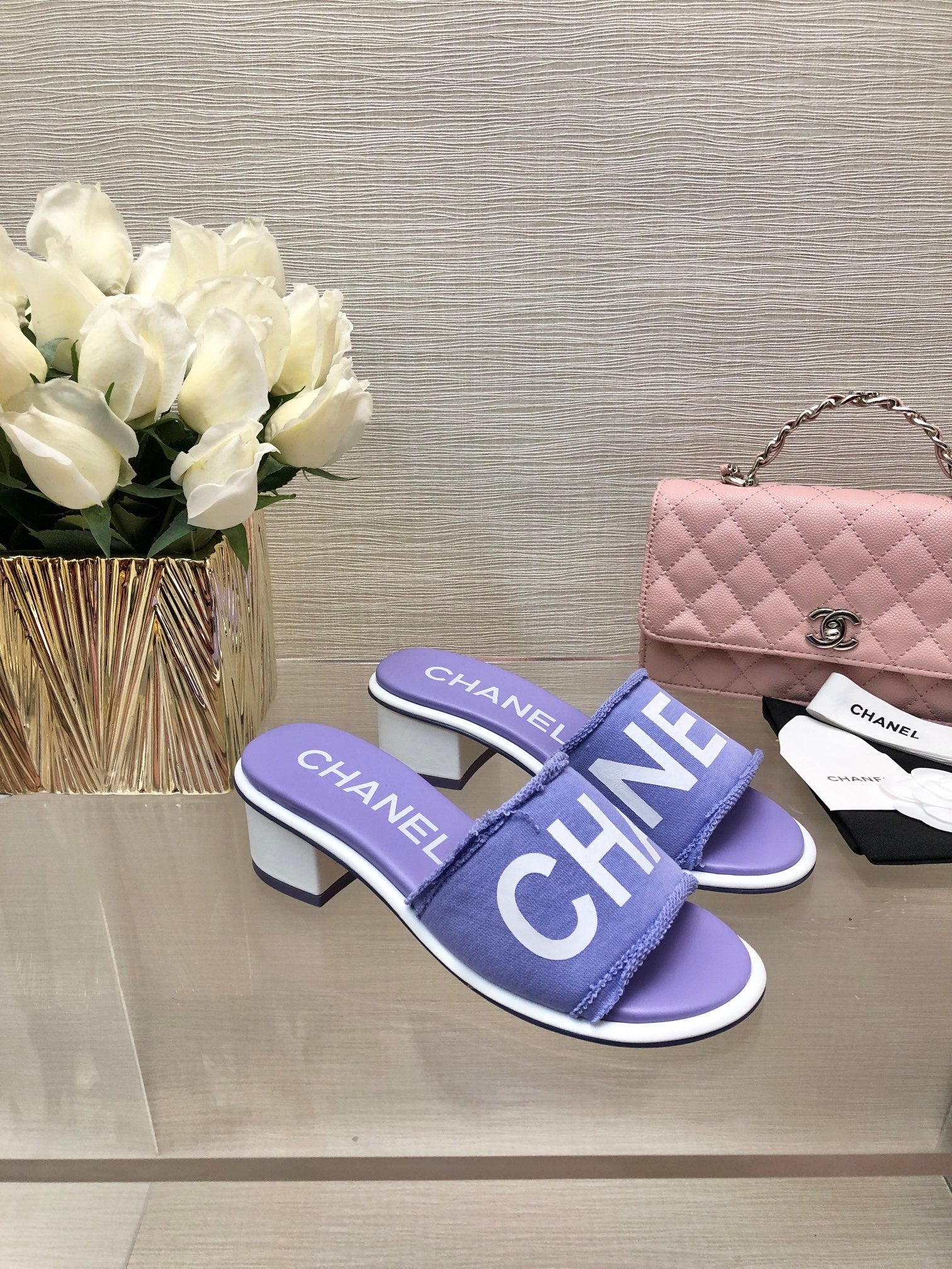 CC 25C Mid Heel Mule Pearl Violet Fabric Material 212960