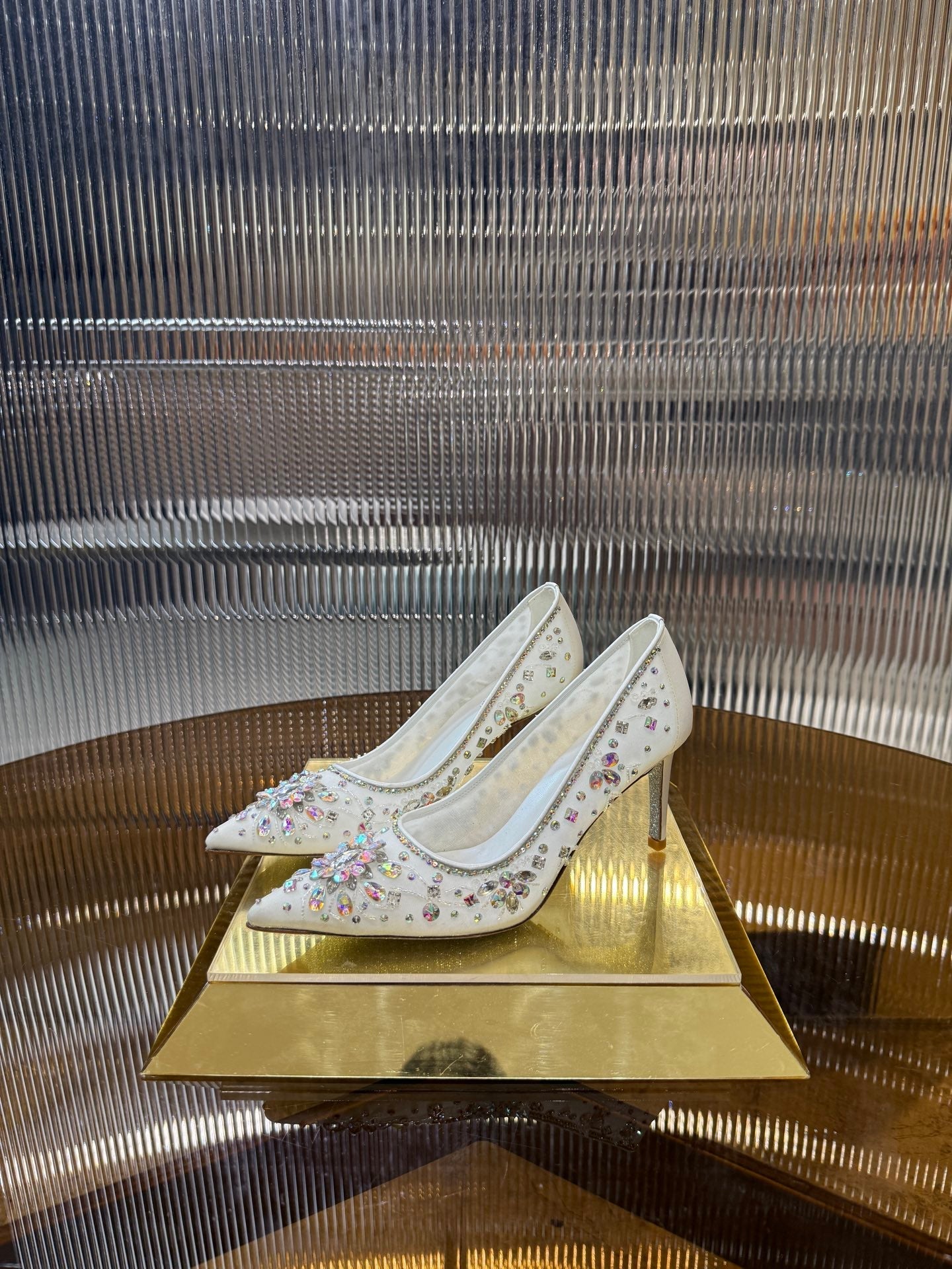 RC 25C Crystal Pearl Gem Lace High Heels White Sheepskin 275753