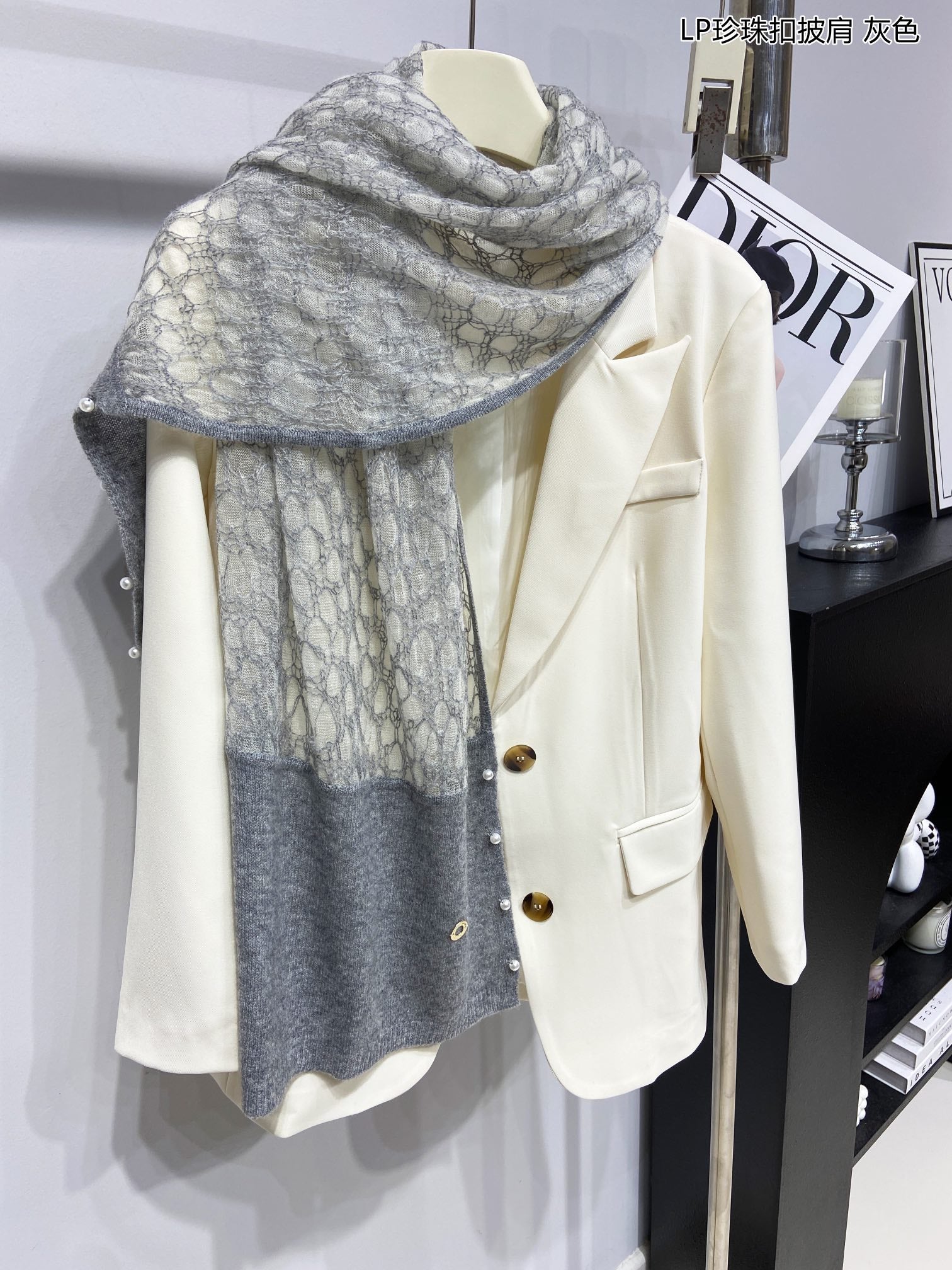 LP Pearl Button Scarf 135 CM In Grey White Cashmere  416913