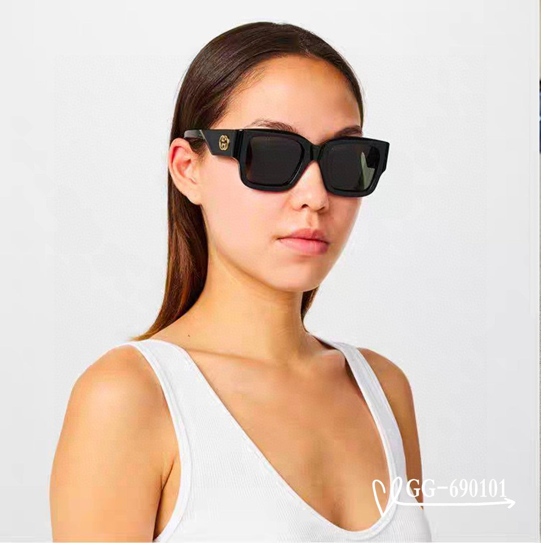 Gucci Sunglasses 561919