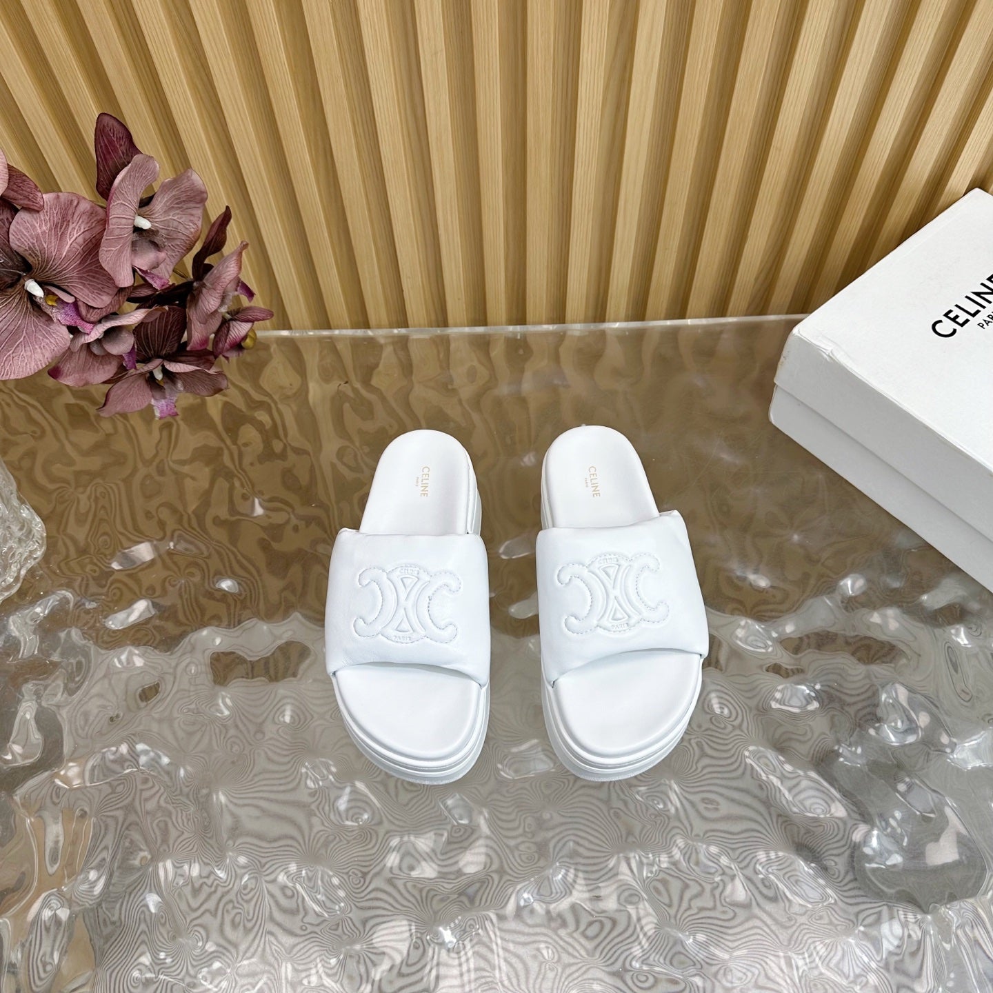 CELINE 25 Sline Sandal White Sheepskin 285911