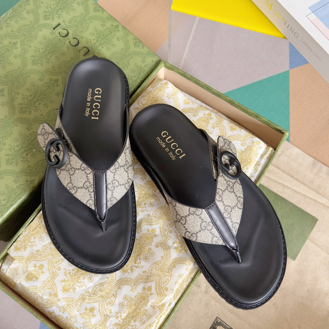 GG Men's Thong Sandals Brown Canvas 558135