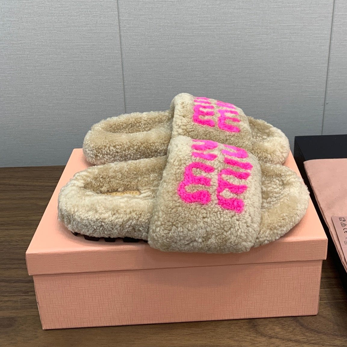 Miumiu Sandal & Slides
