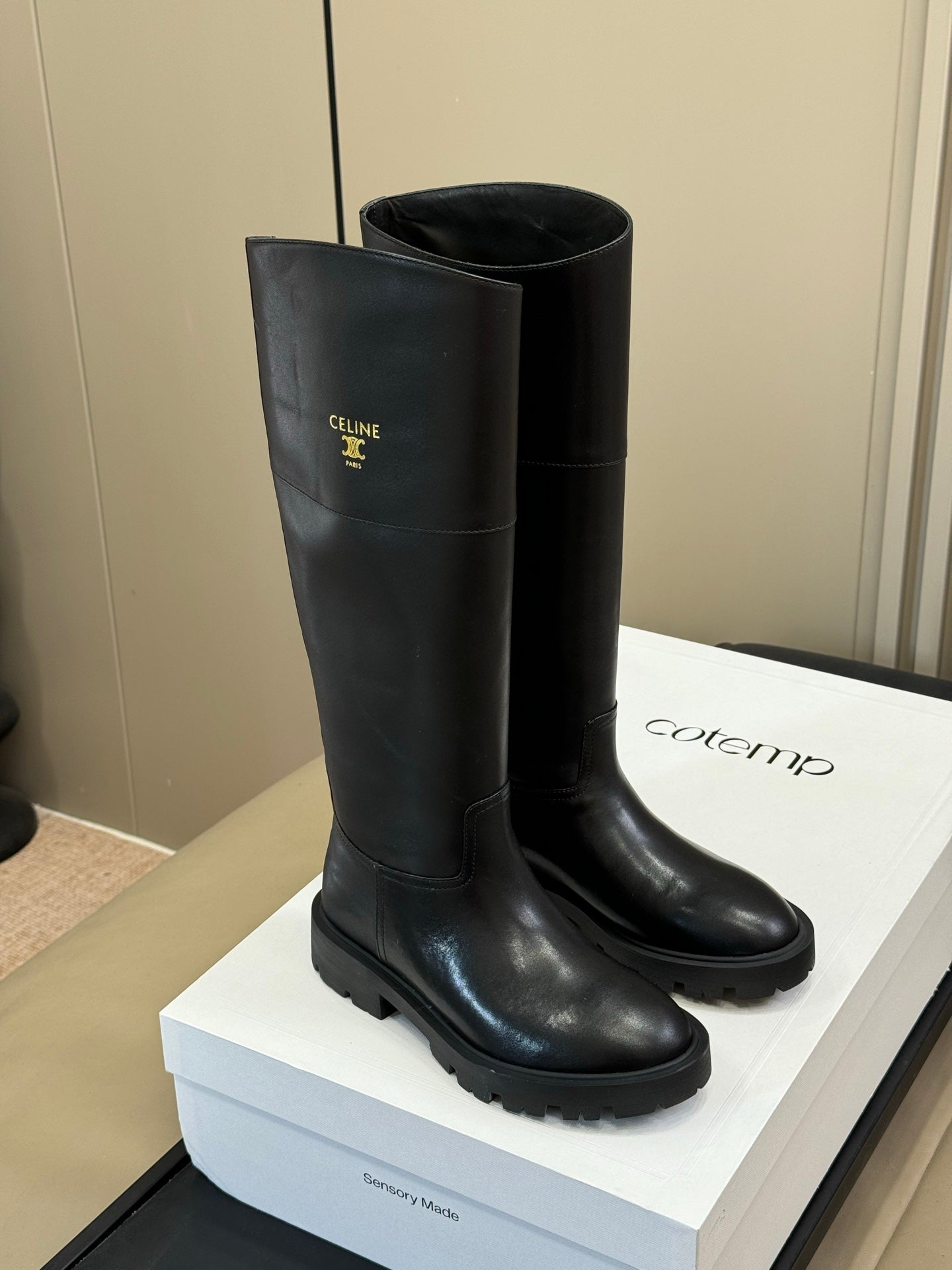 Gucci 2025 Arc de Triomphe Boot Black Calfskin 562168