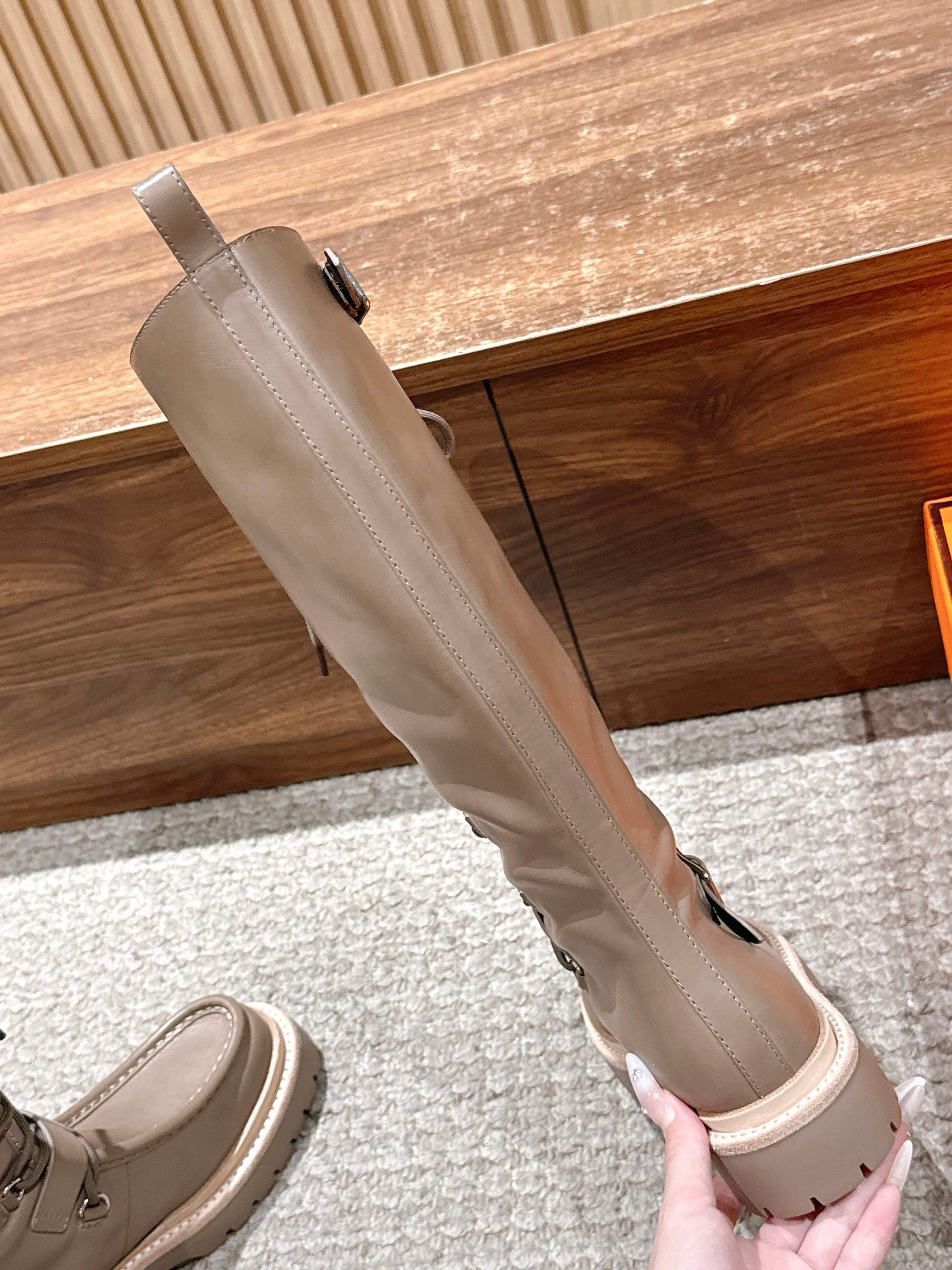 HM 25 High Boots Taupe Calfskin 512530