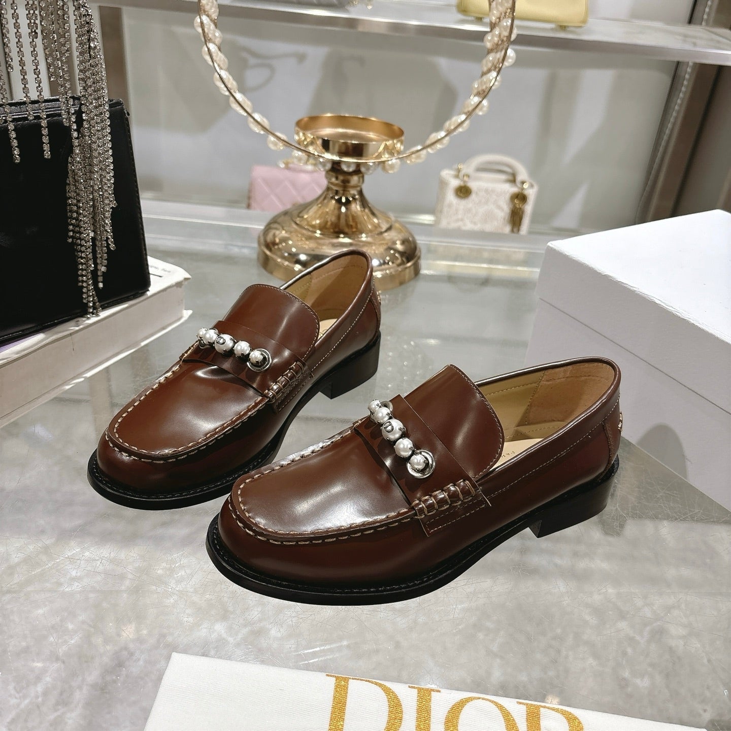 CD 25 Loafers Yellow Brown Patent Leather 306930